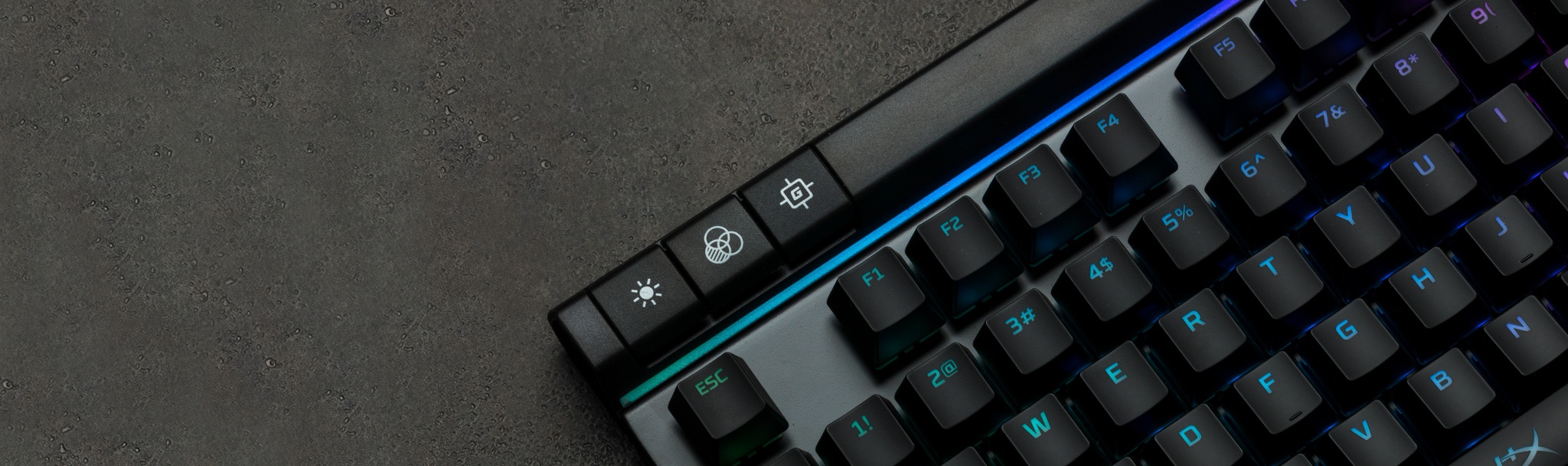 Bàn phím gaming Kingston HyperX Alloy Elite RGB Cherrry Red switch có thể lưu trữ 3 cấu hình